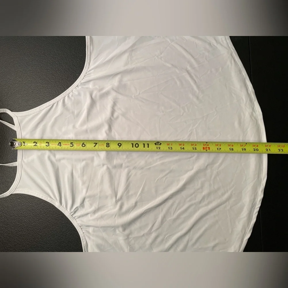All In Motion Tank Top Size XL White